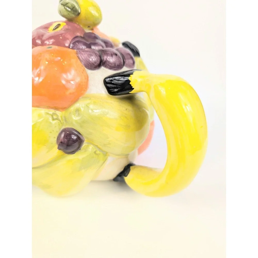 Fruit Cornacopia Tea Pot With Lemon Lid  Hand‎ & Banana Pot Handle Vintage